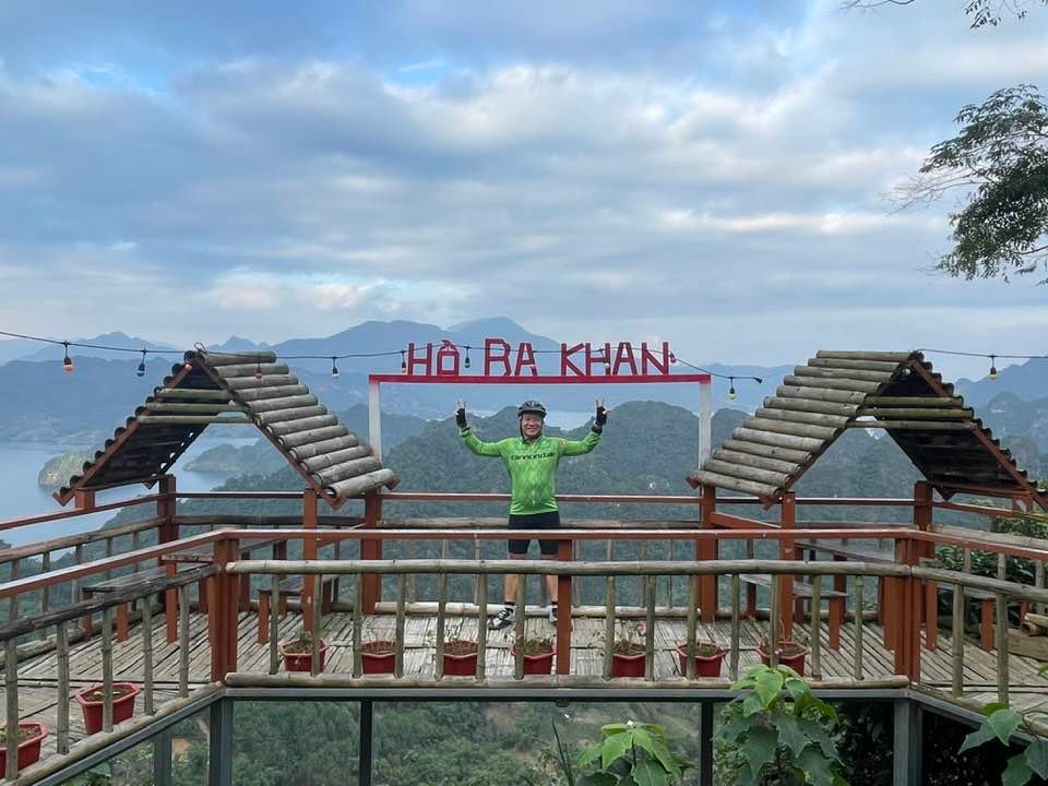 24 Days Vietnam Cycle Tours